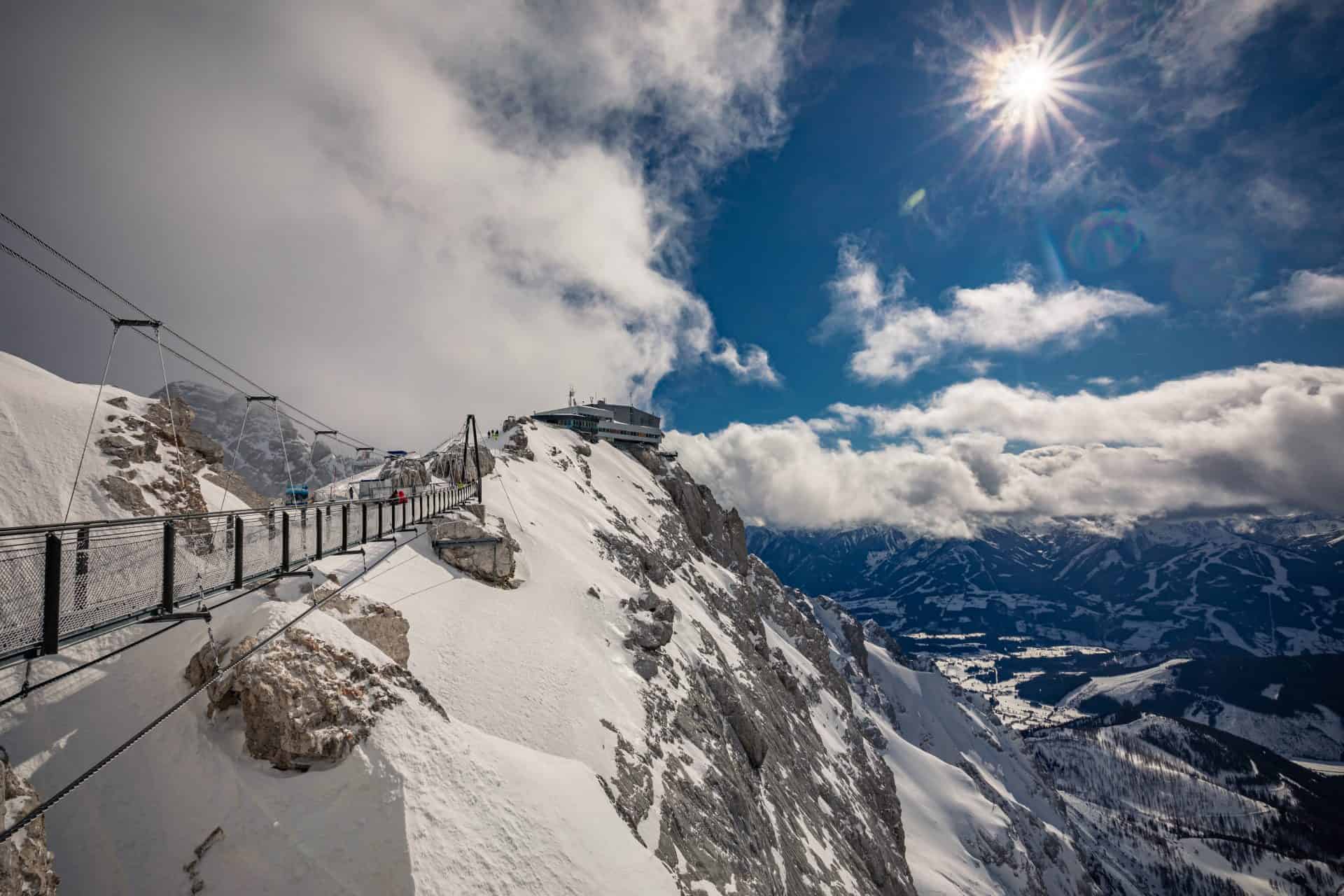 The snowy winter panorama of dachstein alps austri na anbv